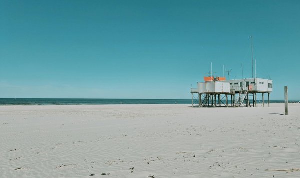 Quels sont les itinéraires pour un voyage à la découverte des peintures murales antiques en Crète, Grèce ?